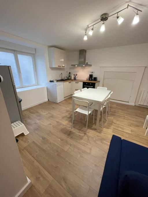Charmante Maison A Evran Proche Dinan Et St Malo. Exterior foto